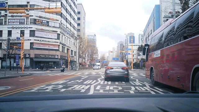 01_6_GIF.gif