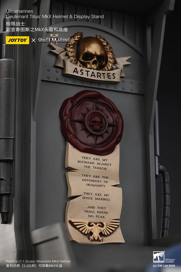 imgi_36_HelmetDisplayStand14.jpg