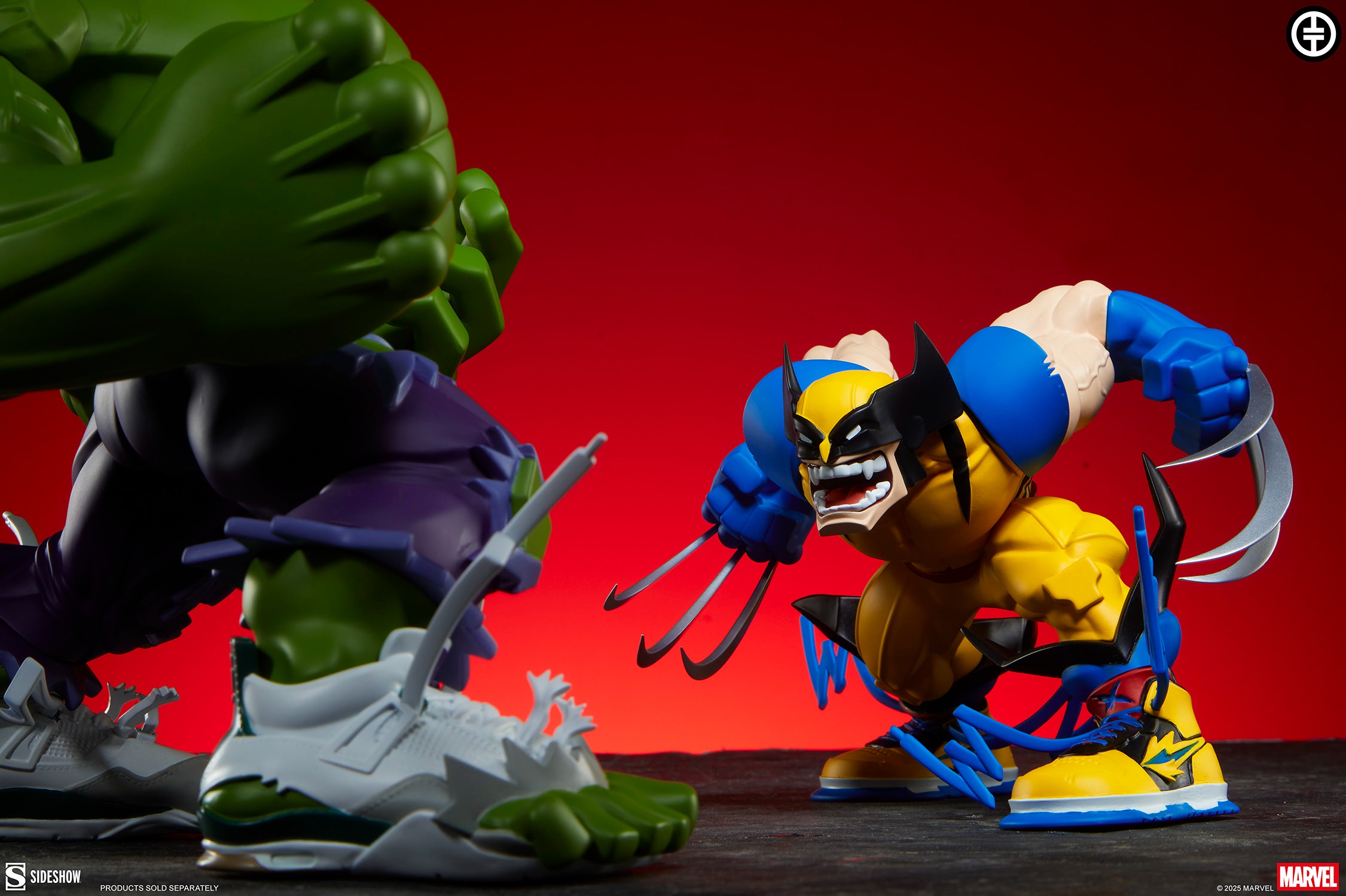 imgi_118_sideshow-collectibles-marvel-wolverine-designer-collectible-statue-gallery-68c2f6416f6fc.jpeg