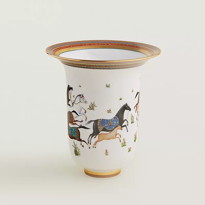 very_large_vase_2_180629.jpg