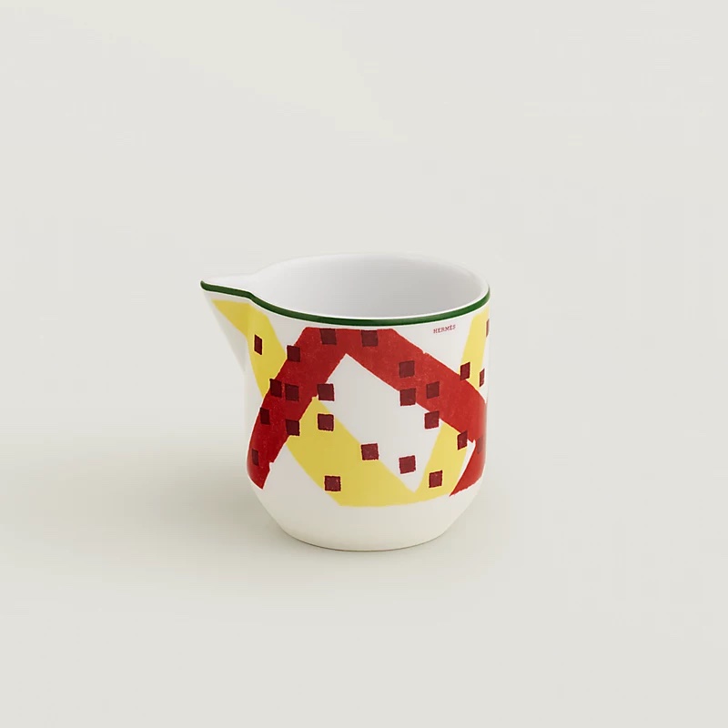creamer_195015.jpg