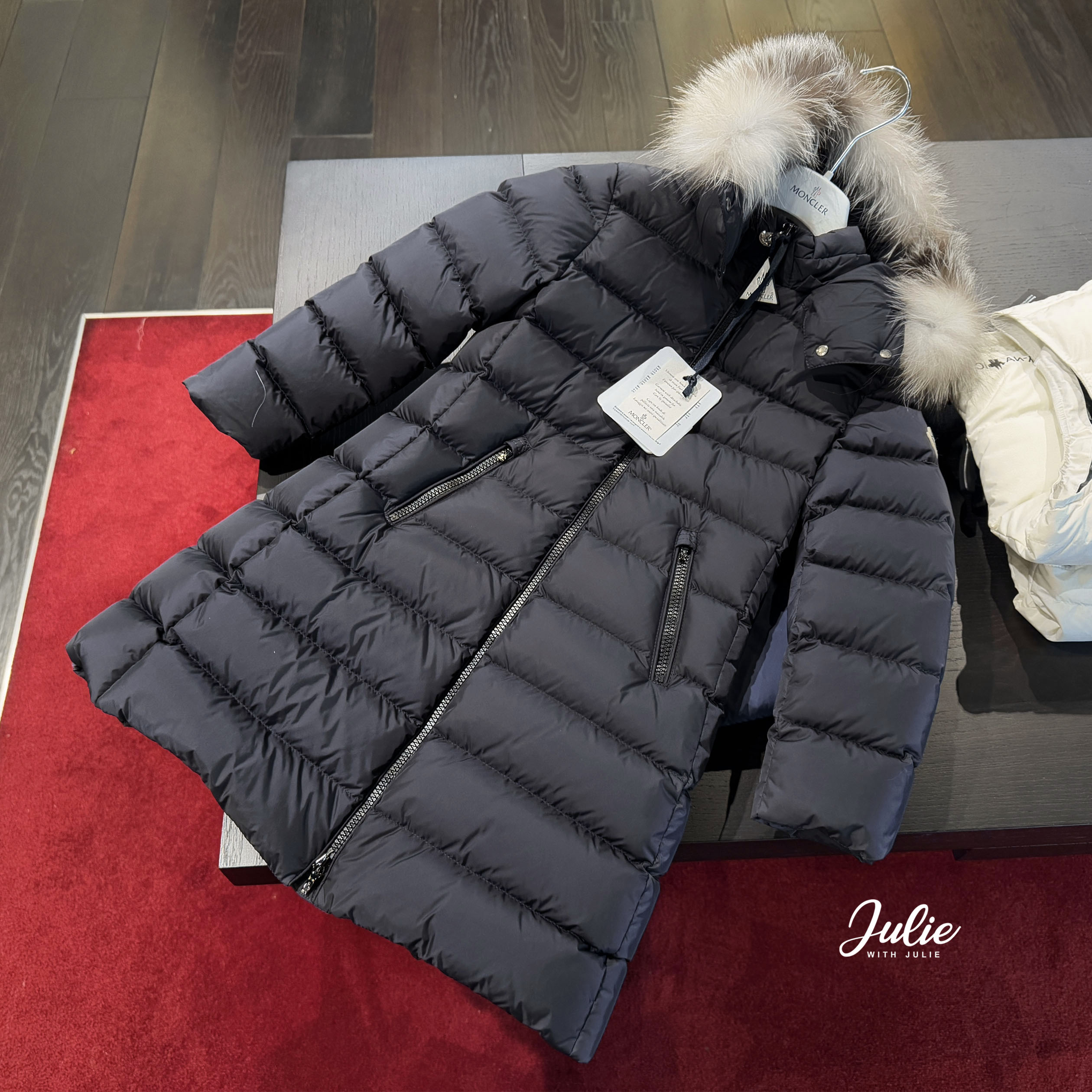 [MONCLER] 몽클레어 키즈 여아 폭스퍼 롱패딩 ABELLE 아벨