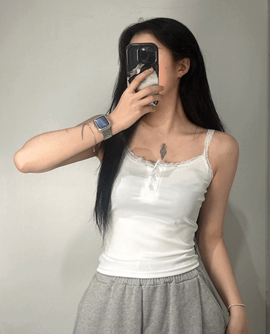 250401_gif_레이스 무지 단추 끈 나시.gif