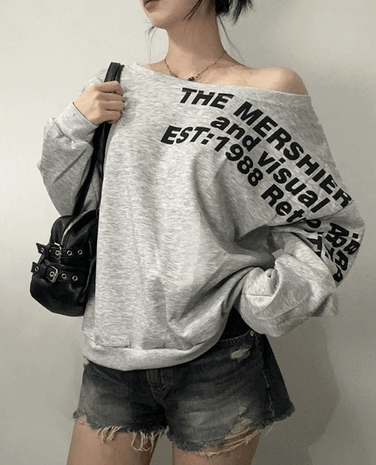 251016_gif_오버핏 레터링 원숄더 맨투맨.gif