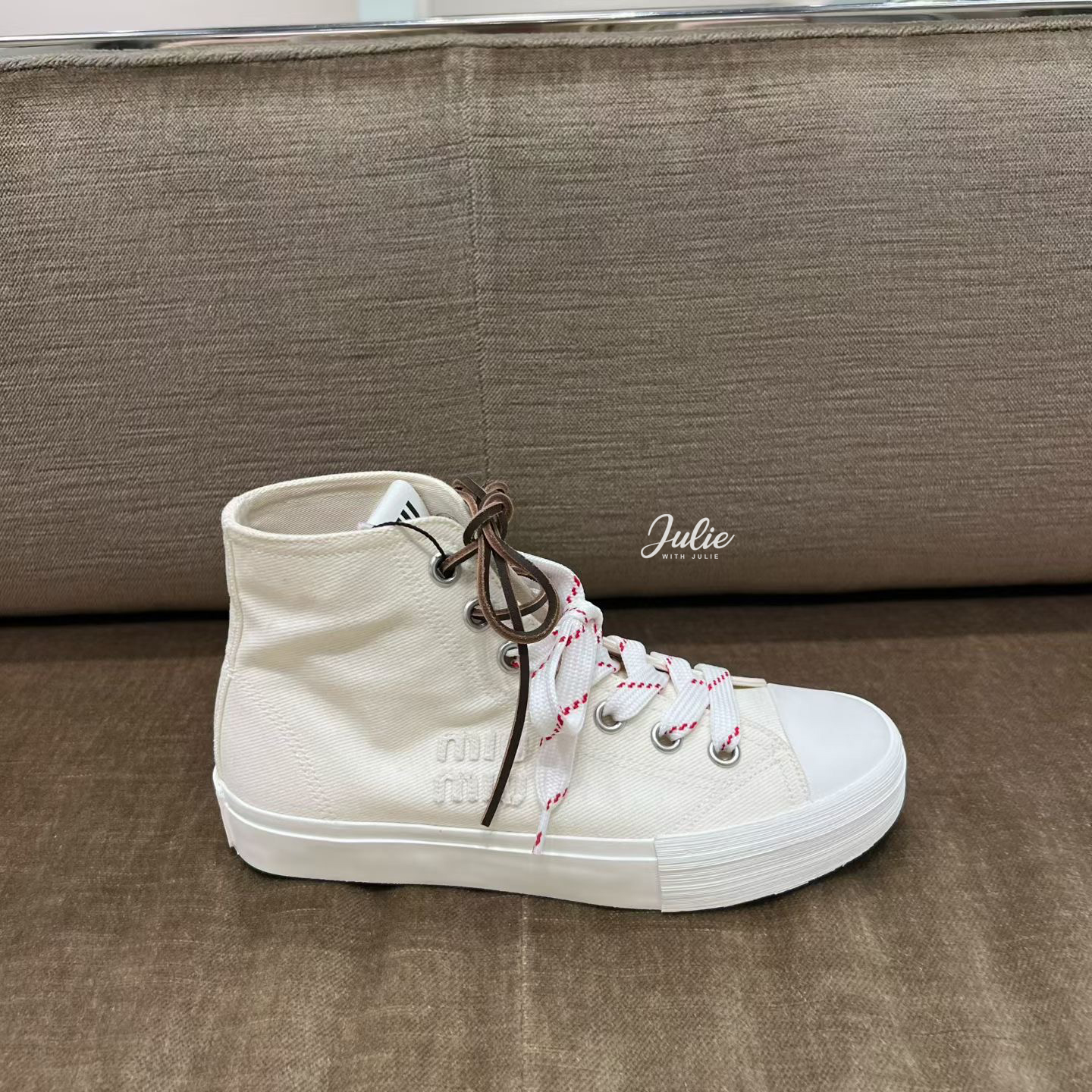 [MIU MIU] 미우미우 워시드 데님 하이탑 스니커즈 5T385E