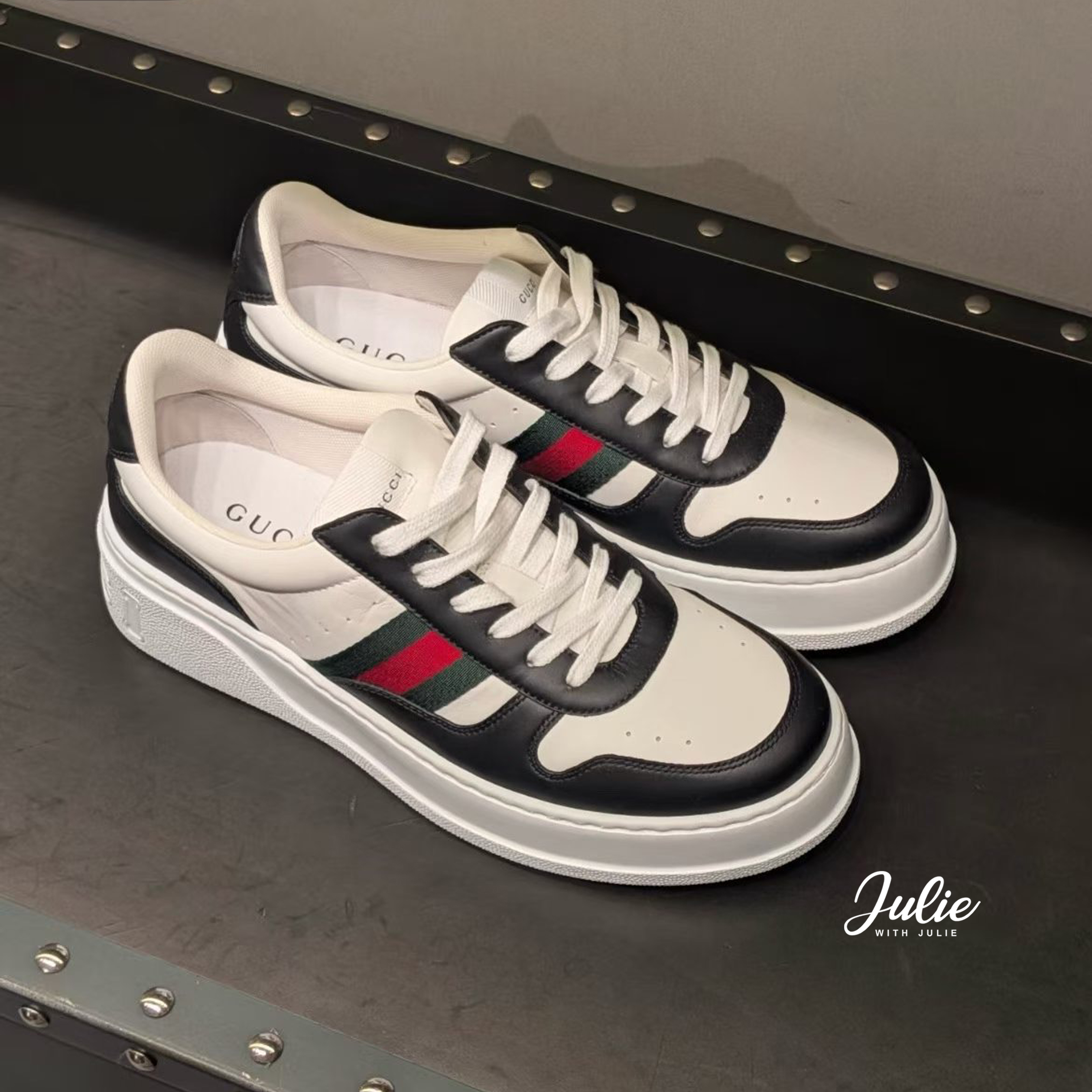 [GUCCI] 구찌 여성 청키 스니커즈 848307