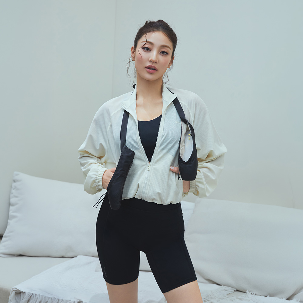 배럴 우먼 에센셜 워터 레깅스 4부 블랙
