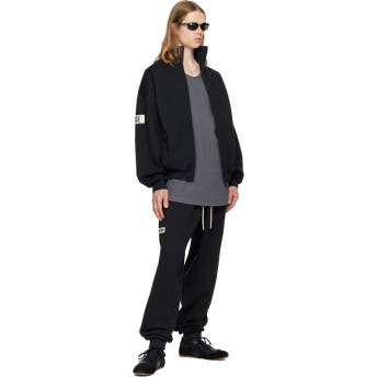 피어오브갓 에센셜 블랙 로고 패치 트랙 재킷 RW00370-0031 VINTAGE BLACK