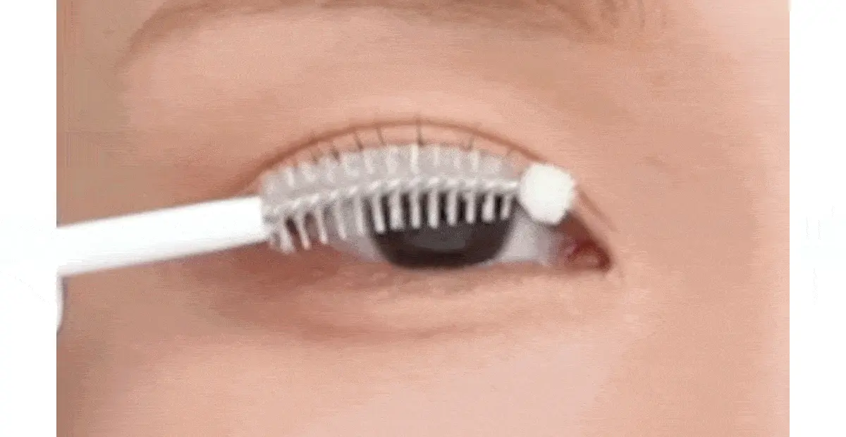 lashserum_260713_05.webp