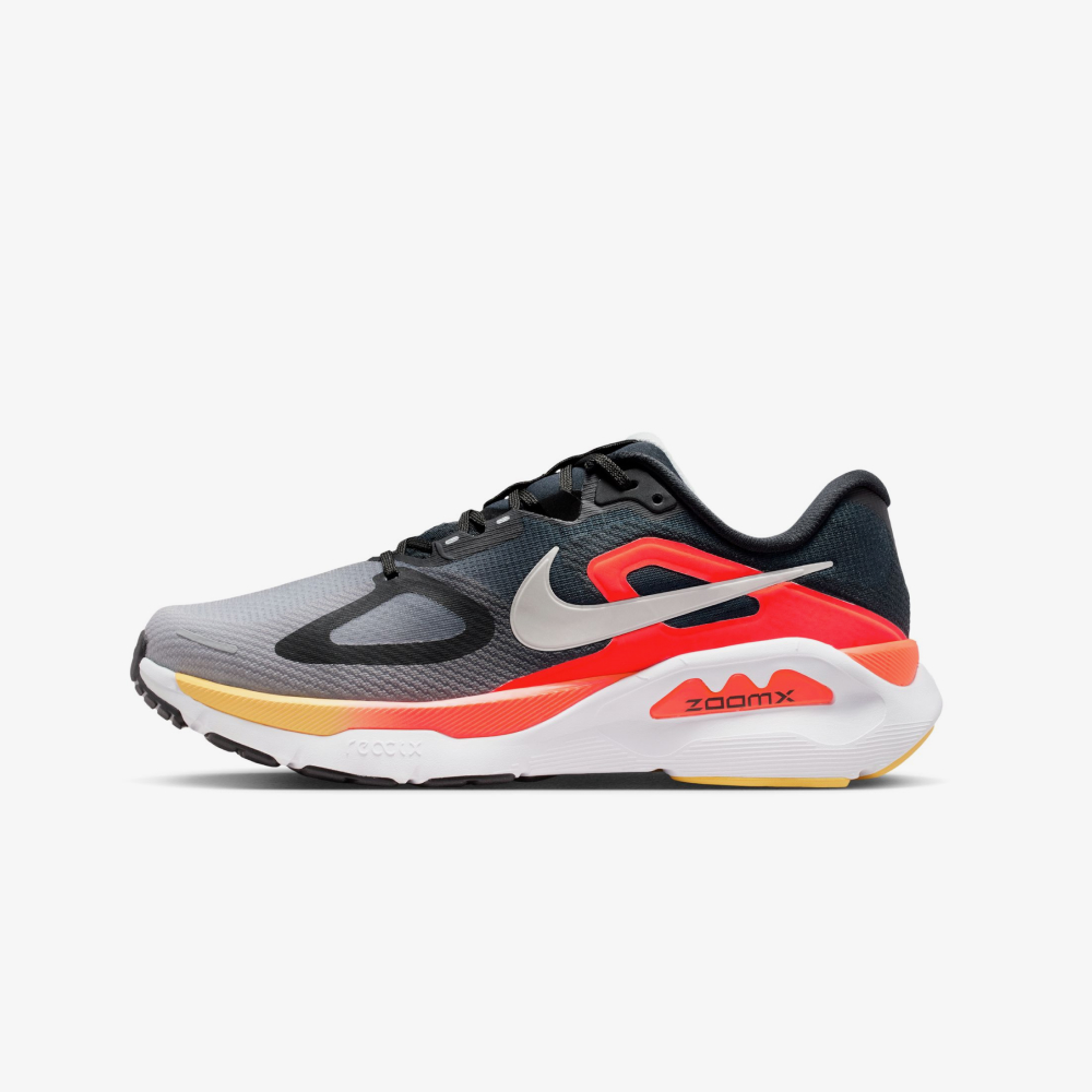 Nike Structure Plus
