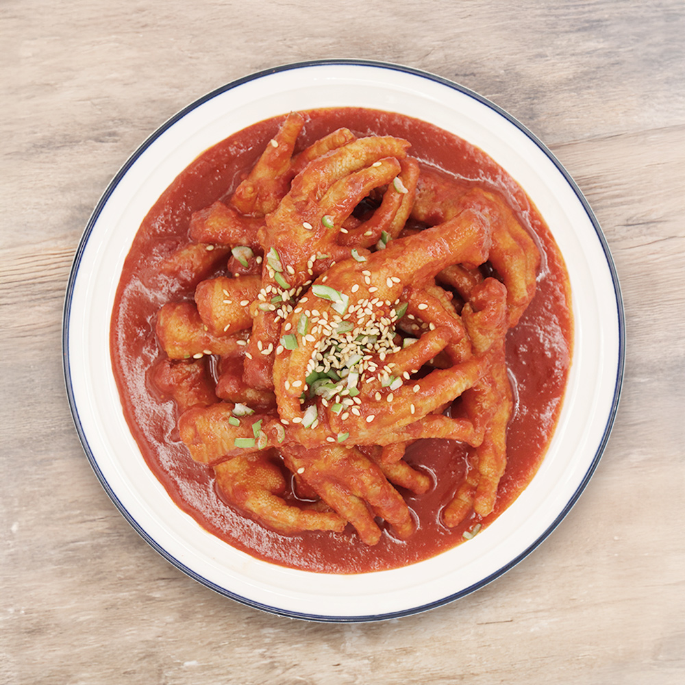 30년전통 가마솥방식 매콤하고 쫀득한 국물닭발 500g