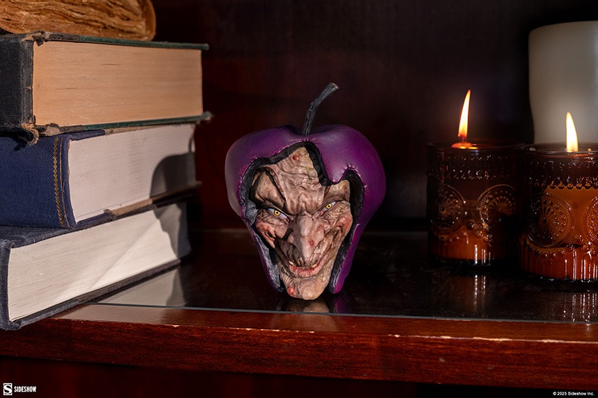 imgi_16_sideshow-collectibles-sideshow-originals-witch-apple-replica-gallery-68f7f51f9b6e7.jpg
