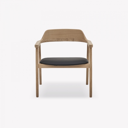 일바 뉴턴 라운지 체어 ILVA Newton Lounge Chair
