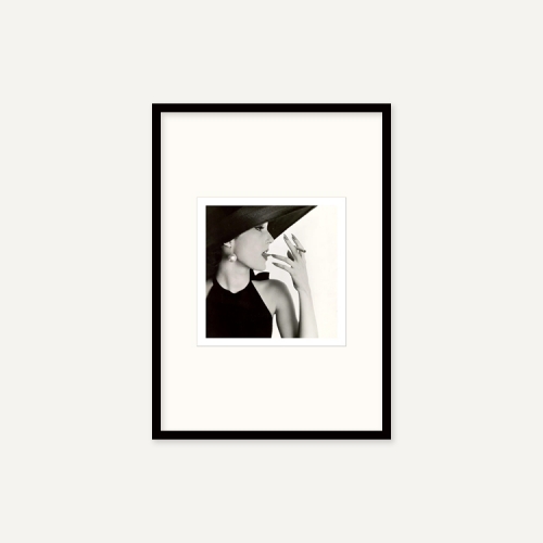 그릿시즌 어빙 펜 / Girl with Tobacco on Tongue (Mary Jane Russell), 1951 (액자포함, 21x30)