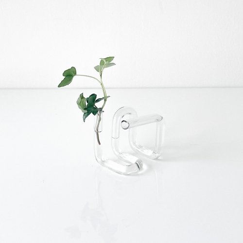 더닷 Glass Line Vase Cube