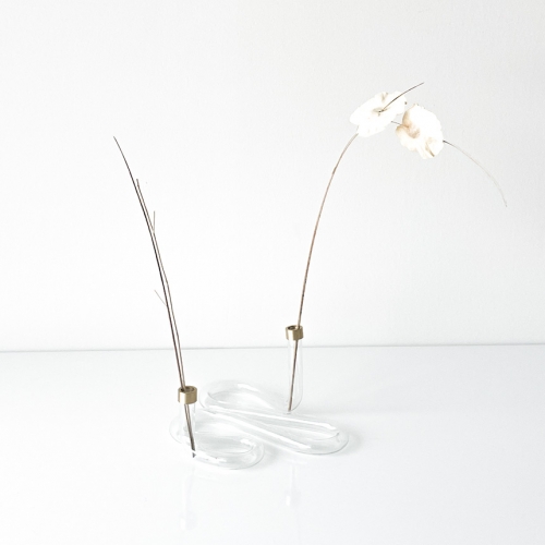 더닷 Glass Line Vase S Gold Cap