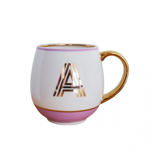 봄베이덕 Initial Mug A