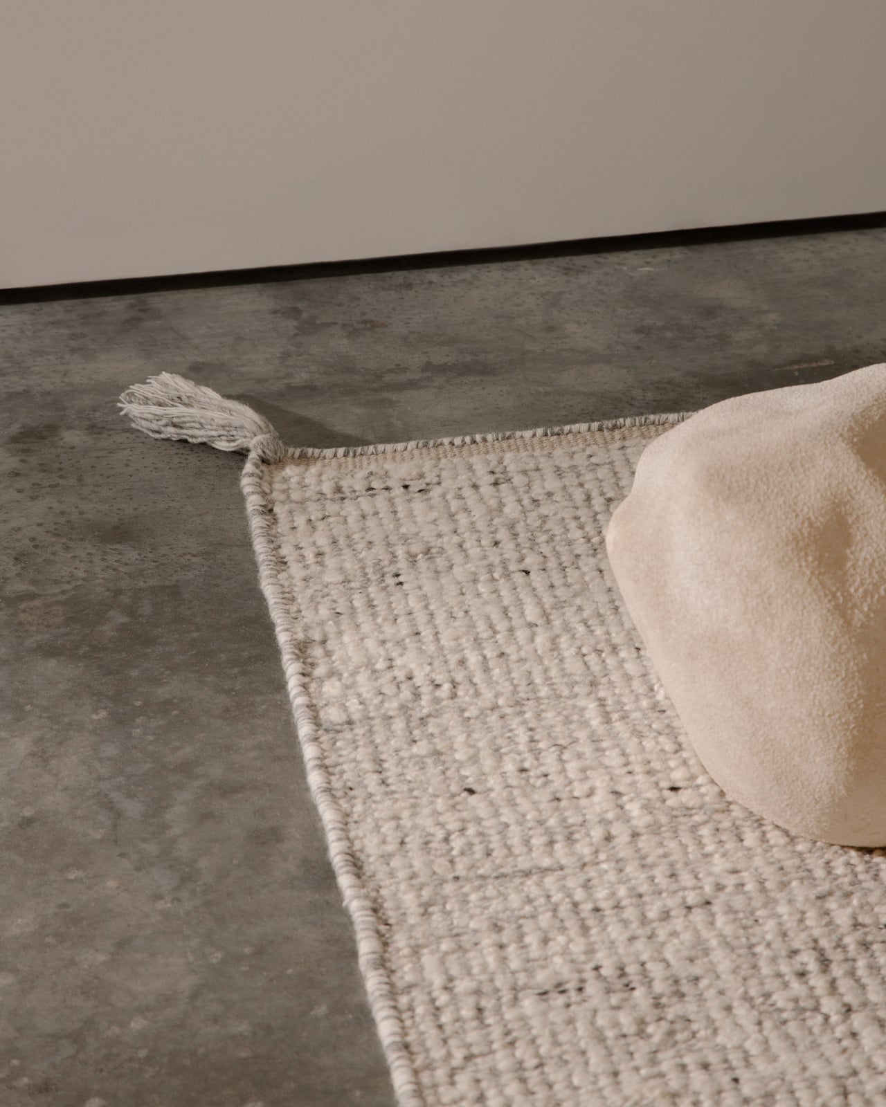 Nordic Knots Bouclé 실버 00071 1/3