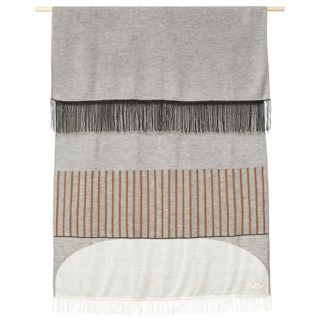 FORM & REFINE 폼앤리파인 Aymara plaid 190 x 130 cm pattern Grey FAR3402