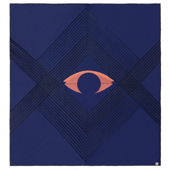 &TRADITION 앤트레디션 The Eye AP9 bedspread 240 x 260 cm 블루 mi_dnight TR25010127
