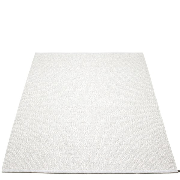 PAPPELINA 파펠리나 Svea 러그 140 x 220 cm 화이트 metallic PESVOa422