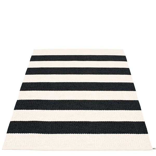 PAPPELINA 파펠리나 Bob 러그 140 x 220 cm 블랙-VANILLA PEBOX422