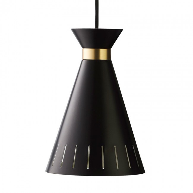 WARM NORDIC 웜 노르딕 Cone 펜던트 블랙 WA4410001