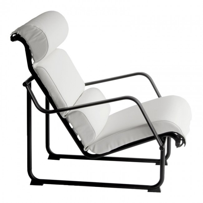 Yrjoe Kukkapuro Remmi lounge 의자 블랙 - 화이트 leather MOD-37YRKUREMUNVA