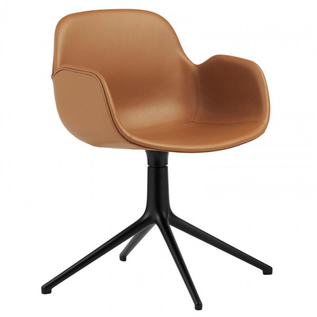 NORMANN COPENHAGEN 노만코펜하겐 Form Swivel 4L 암체어 블랙 - brandy leather Ultra NC1361025-41574