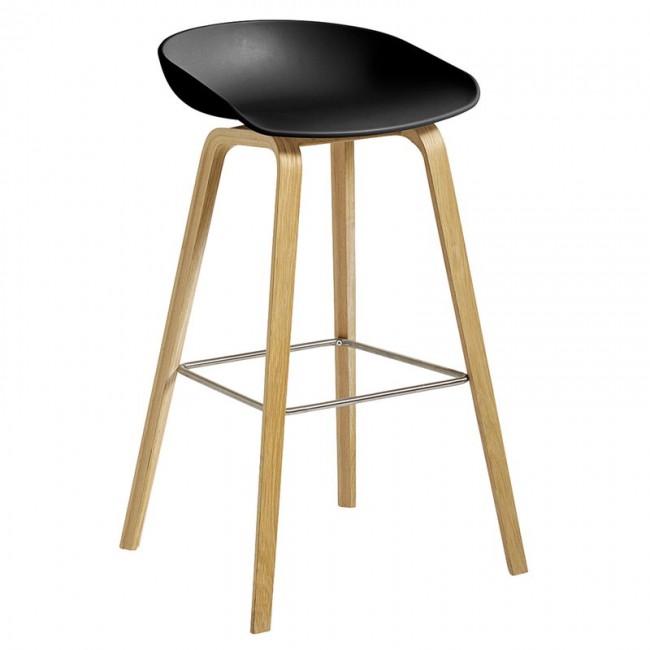 HAY 헤이 About A 스톨 AAS32 Eco 75 cm 래커 oak - 블랙 HAAAS32-ECO-74-B-WBLO