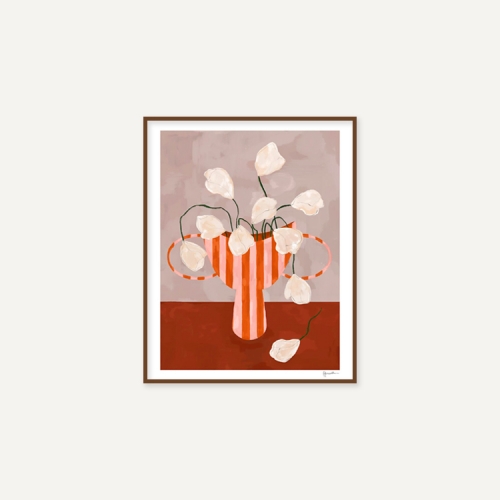 그릿시즌 프랭키 펜윌 / White Flowers in Striped Vase (액자포함, 40x50)