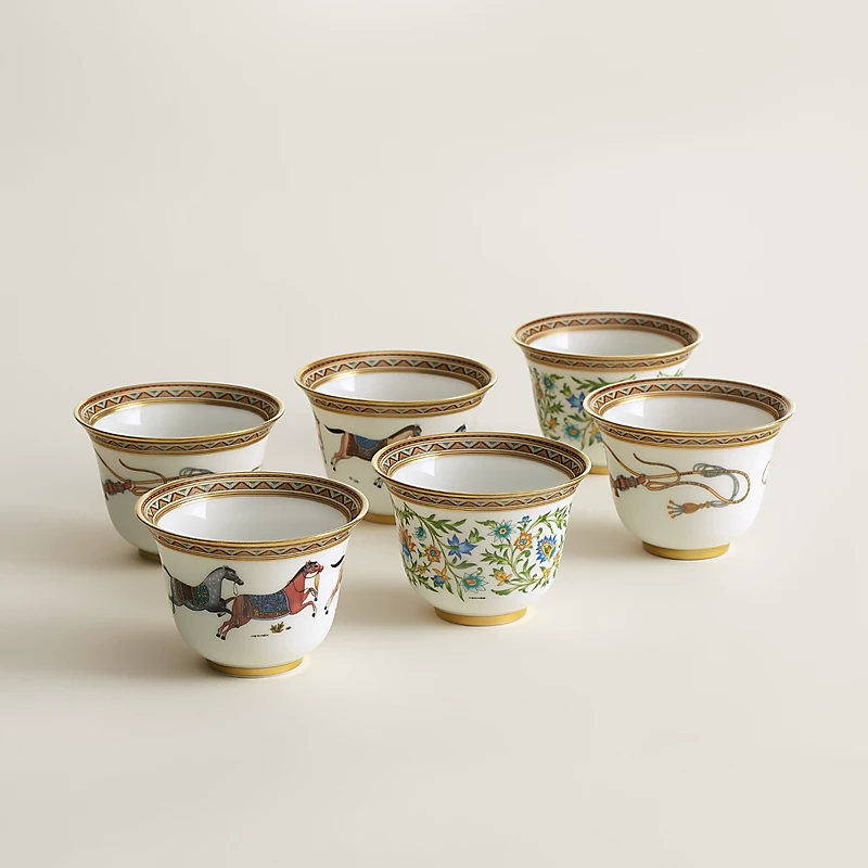 에르메스 gift set of 6 small cups (n°1 to n°3) Cheval D’오리엔트 Hermes gift set of 6 small cups (n°1 to n°3) Cheval d’Orient 00171