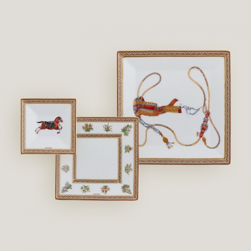 에르메스 3세트 구성 사각 스퀘어 접시 Cheval D’오리엔트 Hermes Set of Three Square Plates Cheval d’Orient 00154