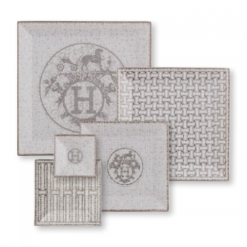 에르메스 Mosaique au 24 platinum gift set of 5 사각 스퀘어 접시 (n°1 to n°5) Hermes Mosaique au 24 platinum gift set of 5 square plates (n°1 to n°5) 00067