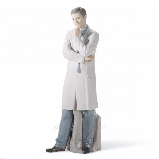 LLADROE Doctor 포셀린 Figurine LladrOE Doctor Porcelain Figurine 01894