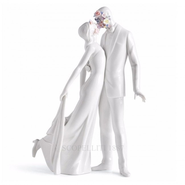 LLADROE Love I – Blossoms 포셀린 Figurine LladrOE Love I – Blossoms Porcelain Figurine 01878