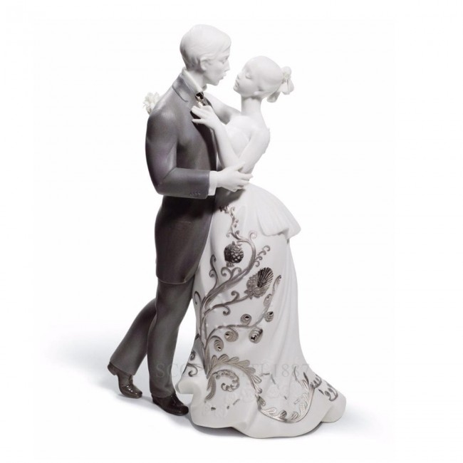 LLADROE Lovers’ Waltz 포셀린 Figurine LladrOE Lovers’ Waltz Porcelain Figurine 01874