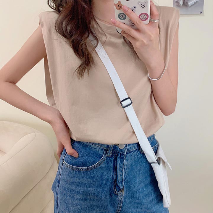 여자 루즈캡 민소매 나시 티셔츠 베이지