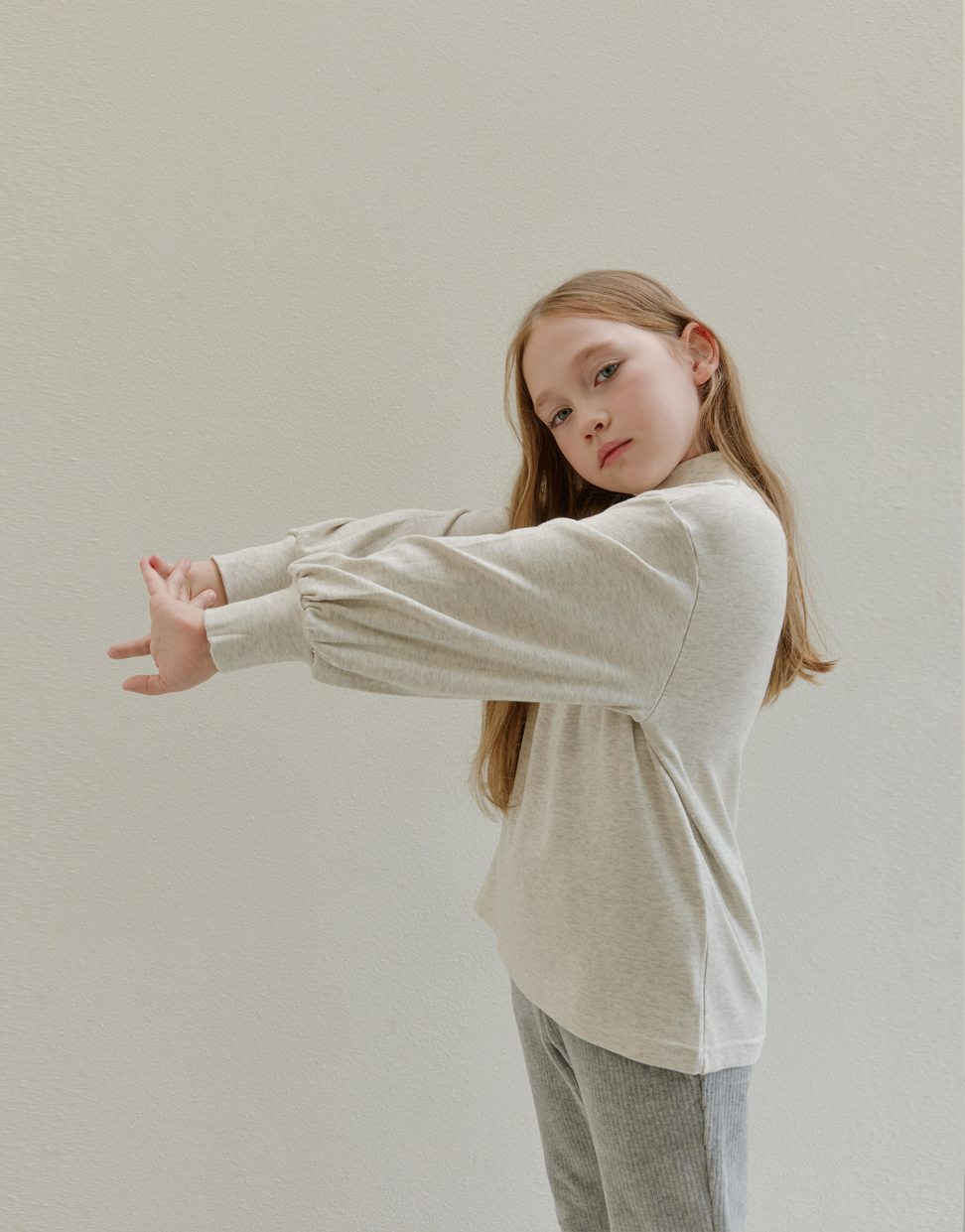 pre-order) Daily Half Turtleneck (Oatmeal)