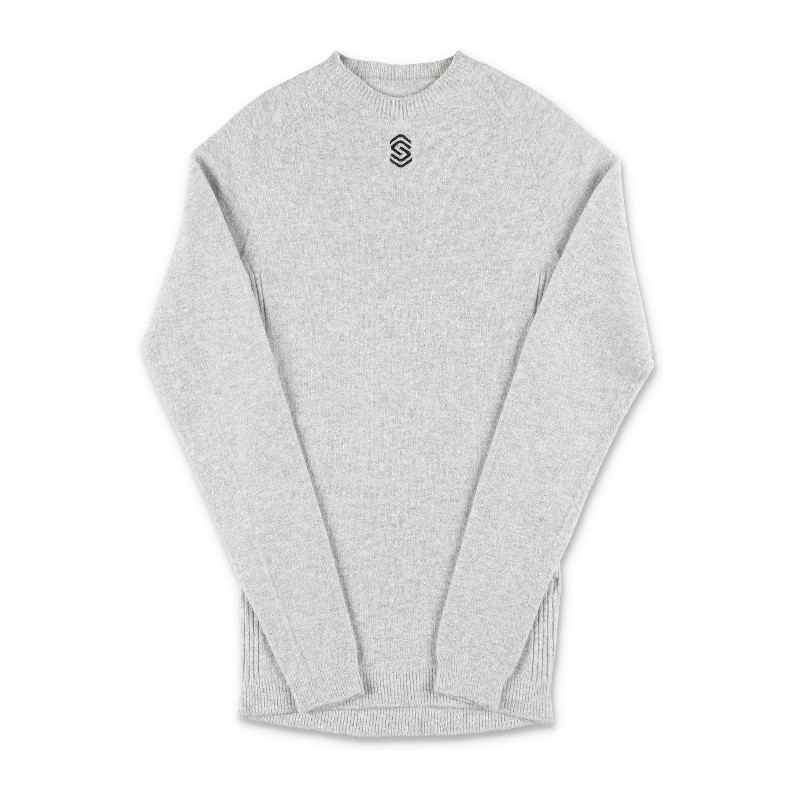 실버스킨 로고 자수 크루넥 스웨터 SK003LNW PEARLGREY