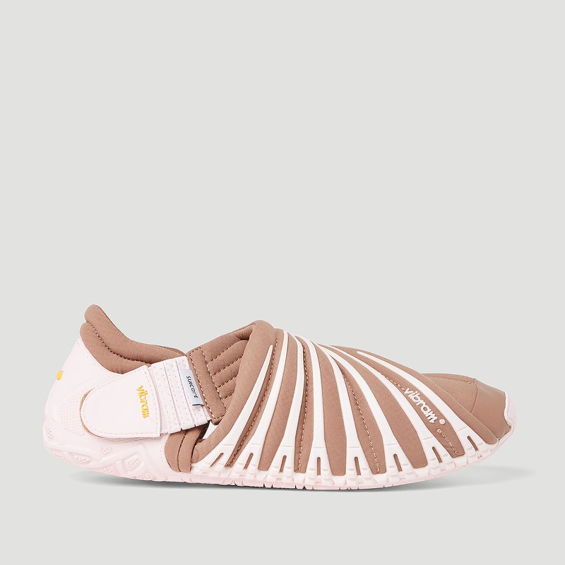 수이코크 푸탄 로 크로스 터치패스너 스트랩 플랫 슈즈 S22WFL Brown Pink