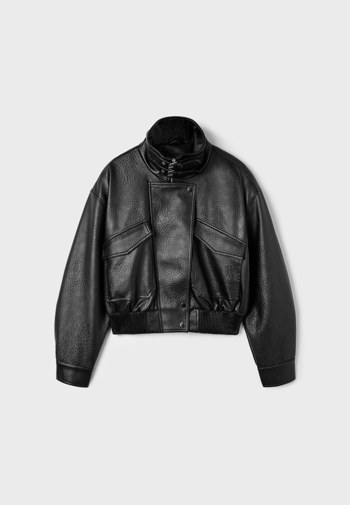 스트라디바리우스 가죽 이펙트 패드숄더 자켓 5734/105/001 BLACK