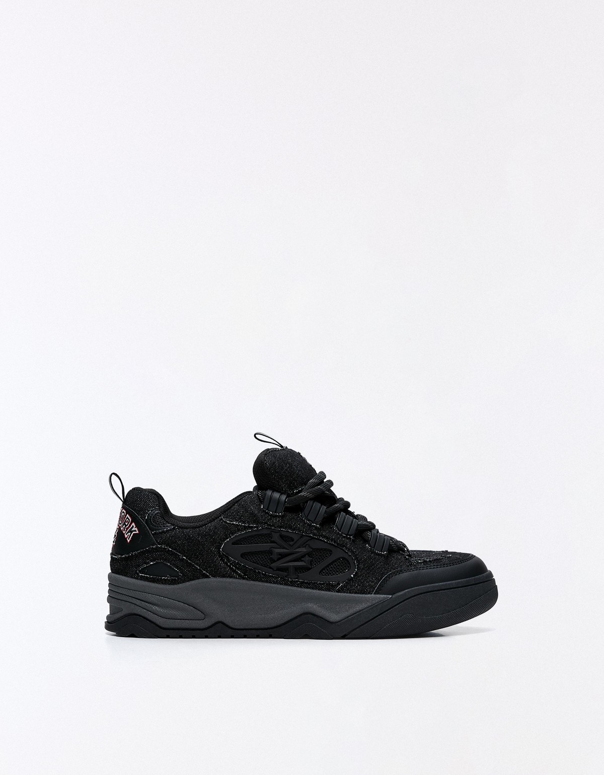버쉬카 스케이트 레이스업 스니커즈 2420/864 BLACK