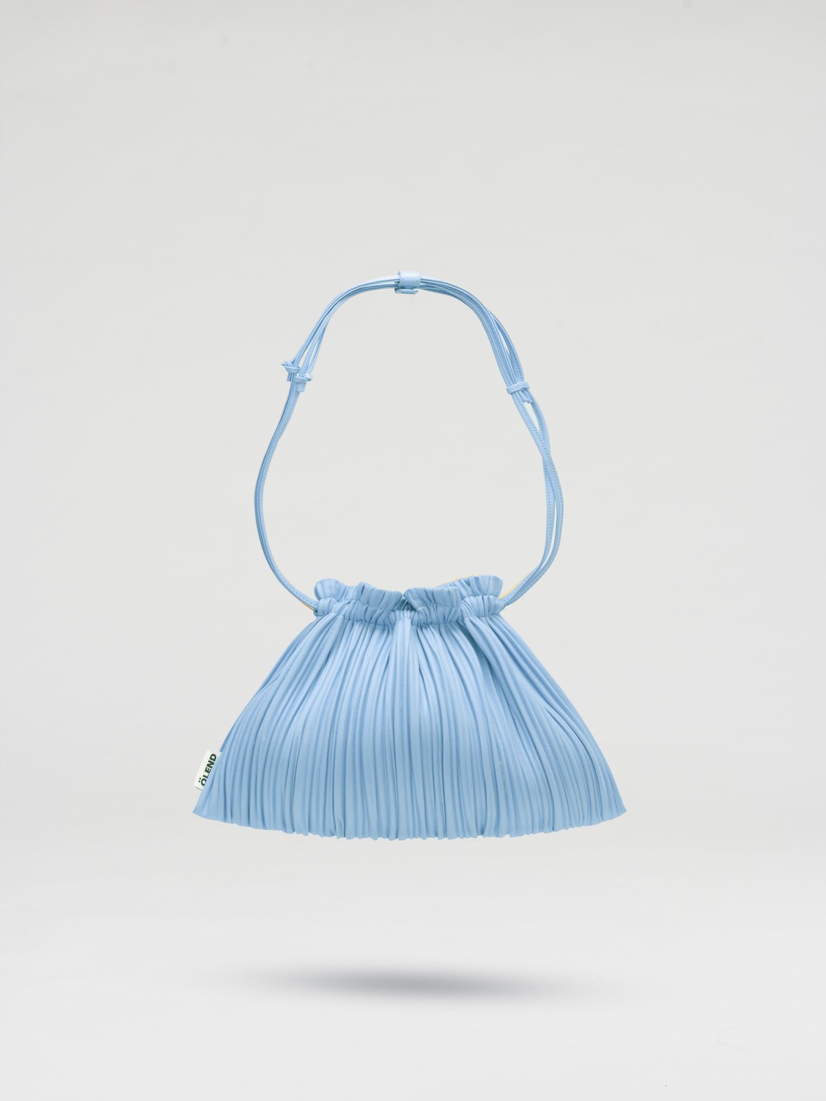 올랜드 플리츠 쉘 버킷백 58465721057615 VEGAN LEATHER - BABY BLUE