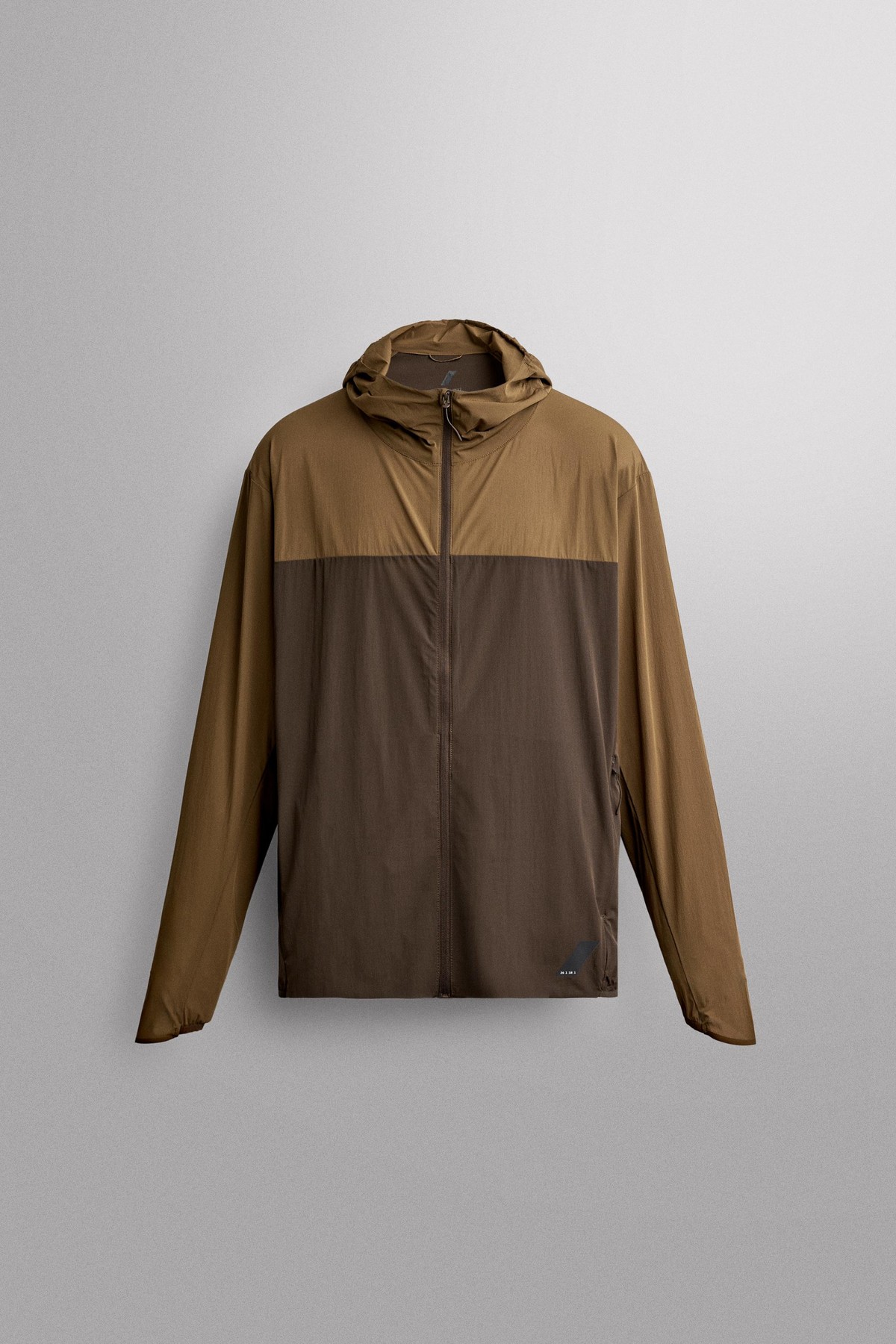 자라 텍스처 러닝 윈드브레이커 6096/303/099 BLACK / BROWN