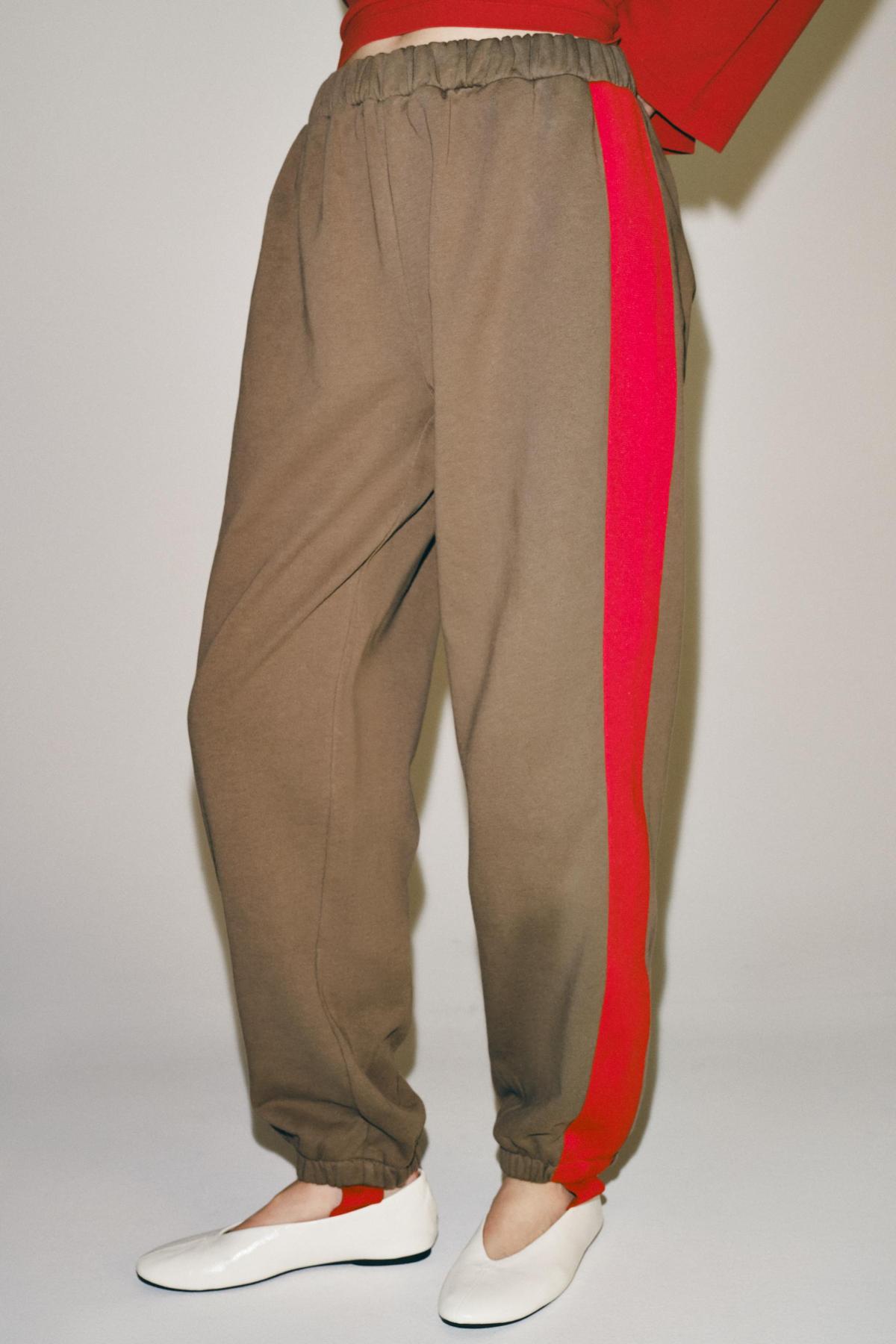 자라 사이드 테이핑 스터럽 팬츠 1165/726/832 TAUPE GREY