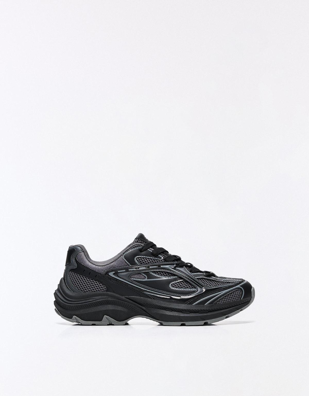버쉬카 청키솔 테크니컬 운동화 2323/764 BLACK