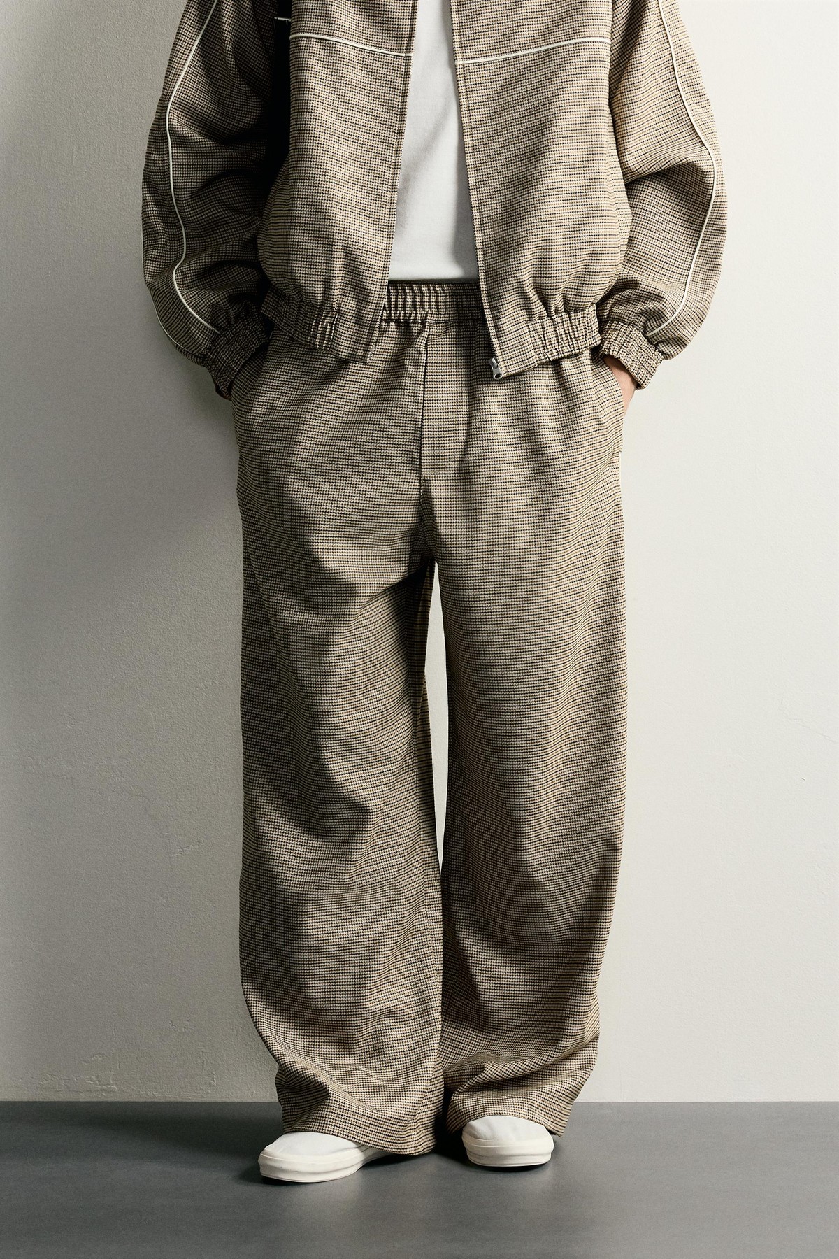 자라 하운드투스 릴렉스핏 팬츠 8281/421/710 BEIGE