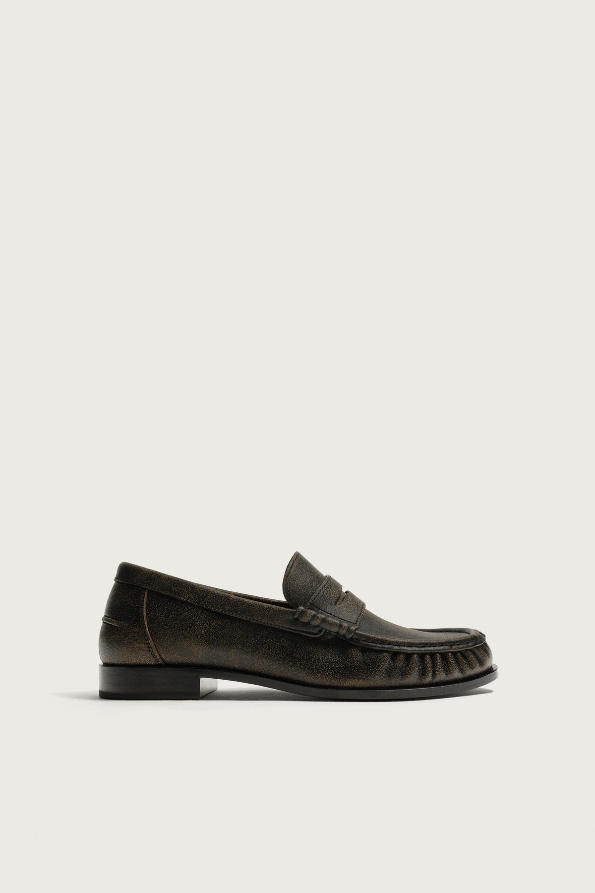자라 크랙 이펙트 레더 페니 로퍼 2692/820/700 BROWN