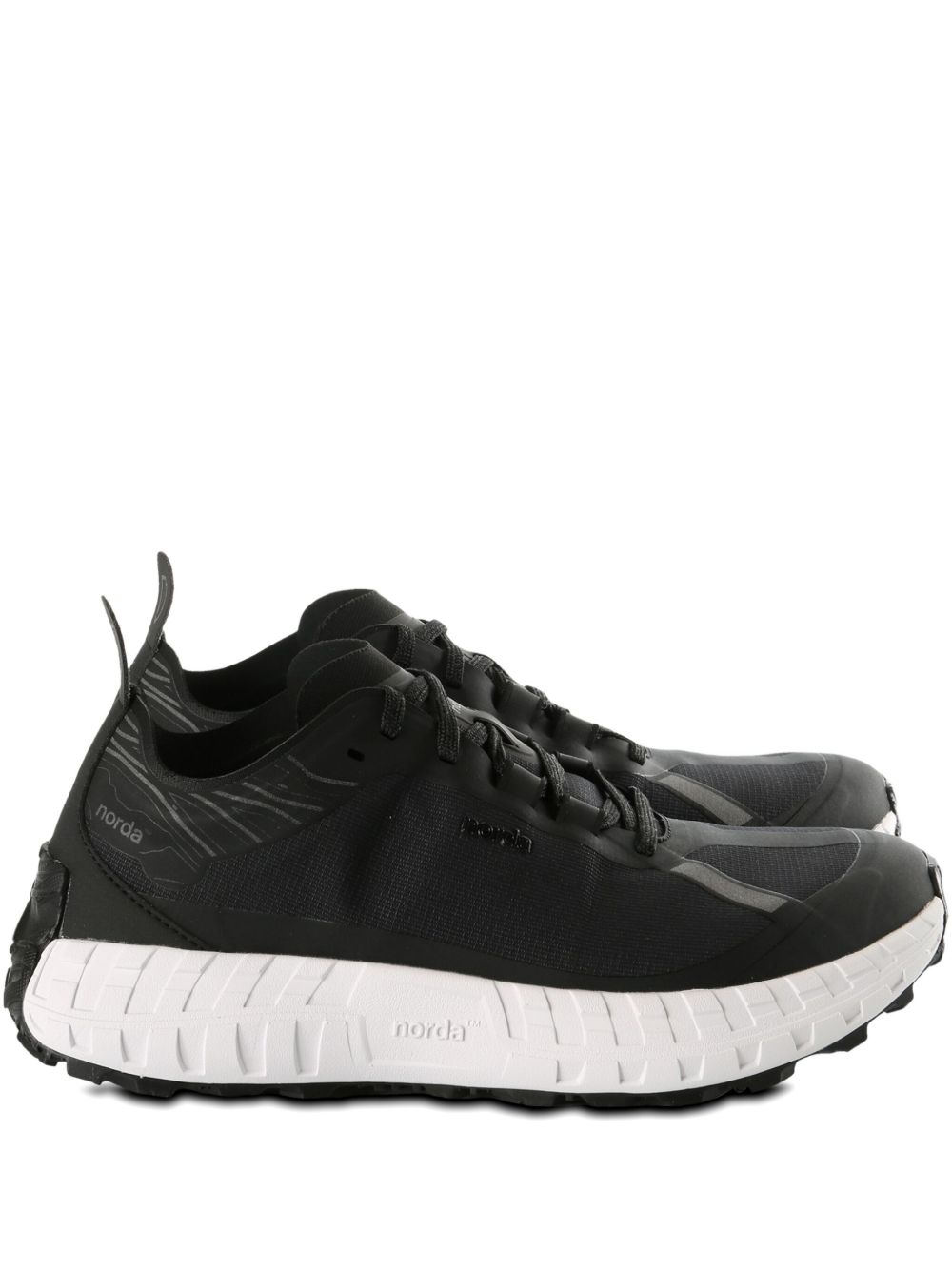 놀다 룬 hiking shoes 아웃도어 스니커즈 남성 블랙 25FW NR001AMCOREBLACK